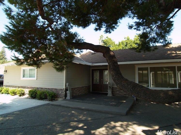 411 E Minnesota Ave, Turlock, CA 95382 photo 1