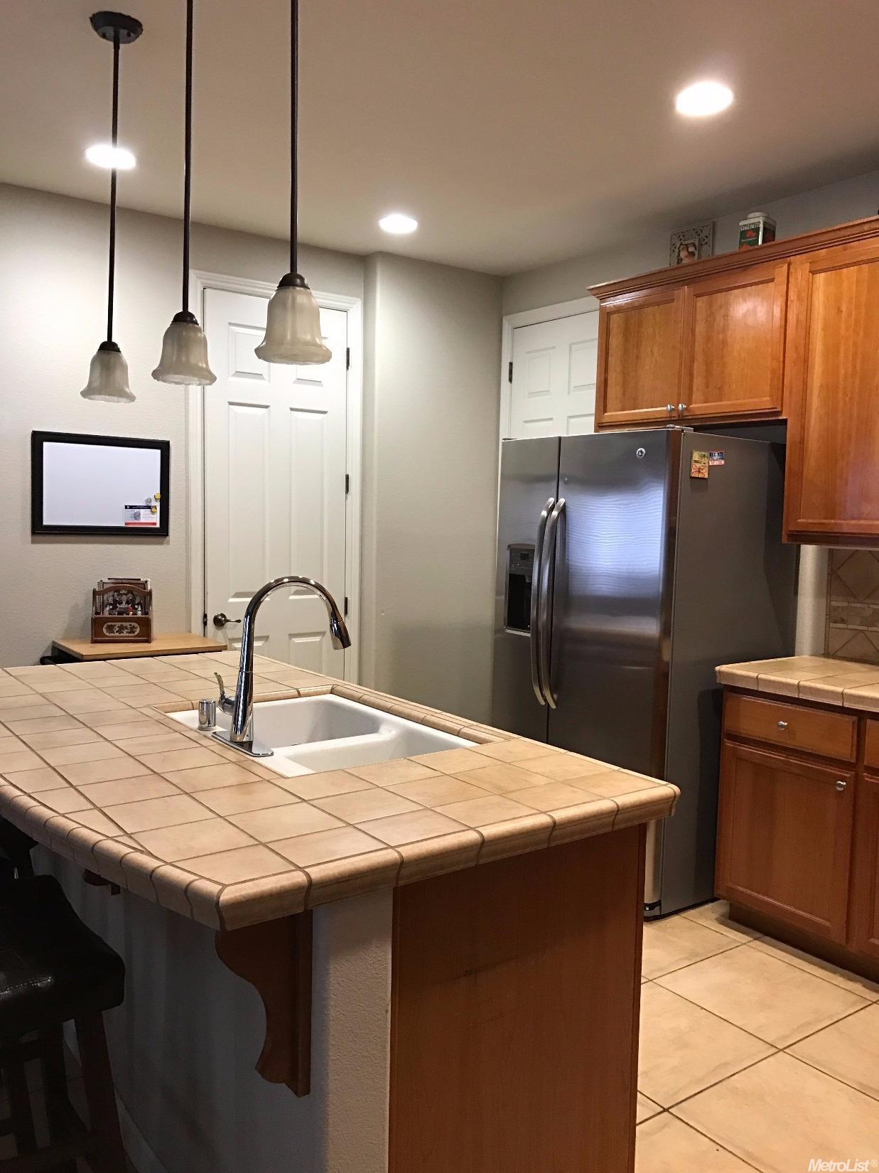 286 E Wind Dr, Ripon, CA 95366 photo 6