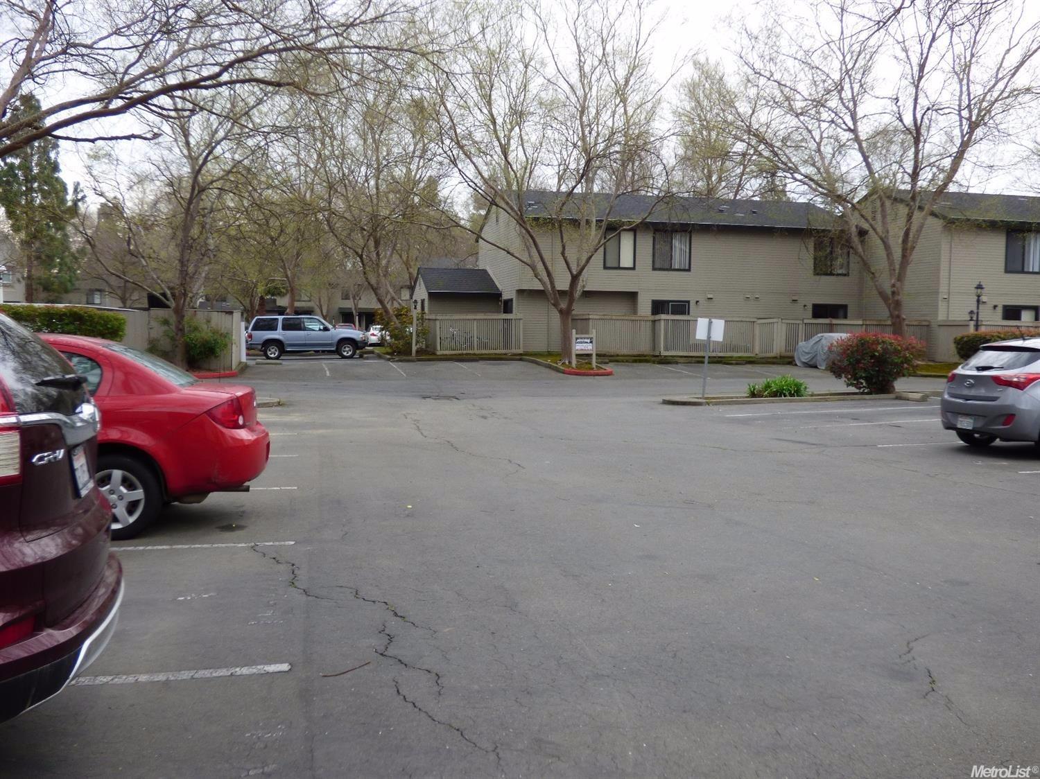 2300 Sycamore Ln #14, Davis, CA 95616 photo 3