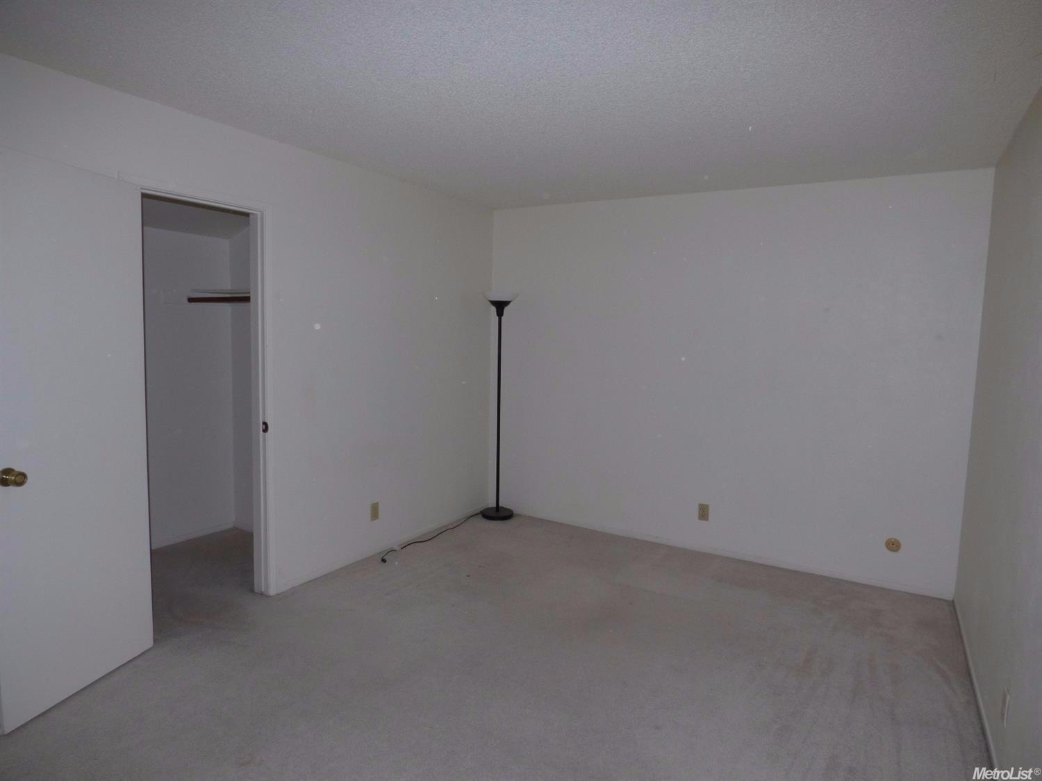 2300 Sycamore Ln #14, Davis, CA 95616 photo 18