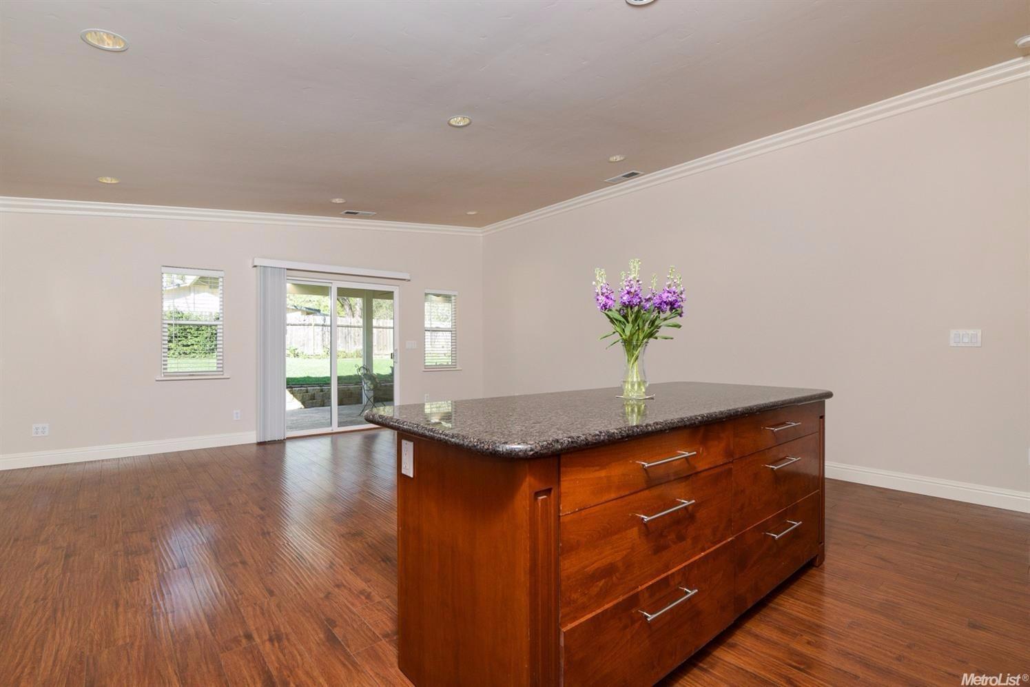3231 California Ave, Carmichael, CA 95608 photo 14