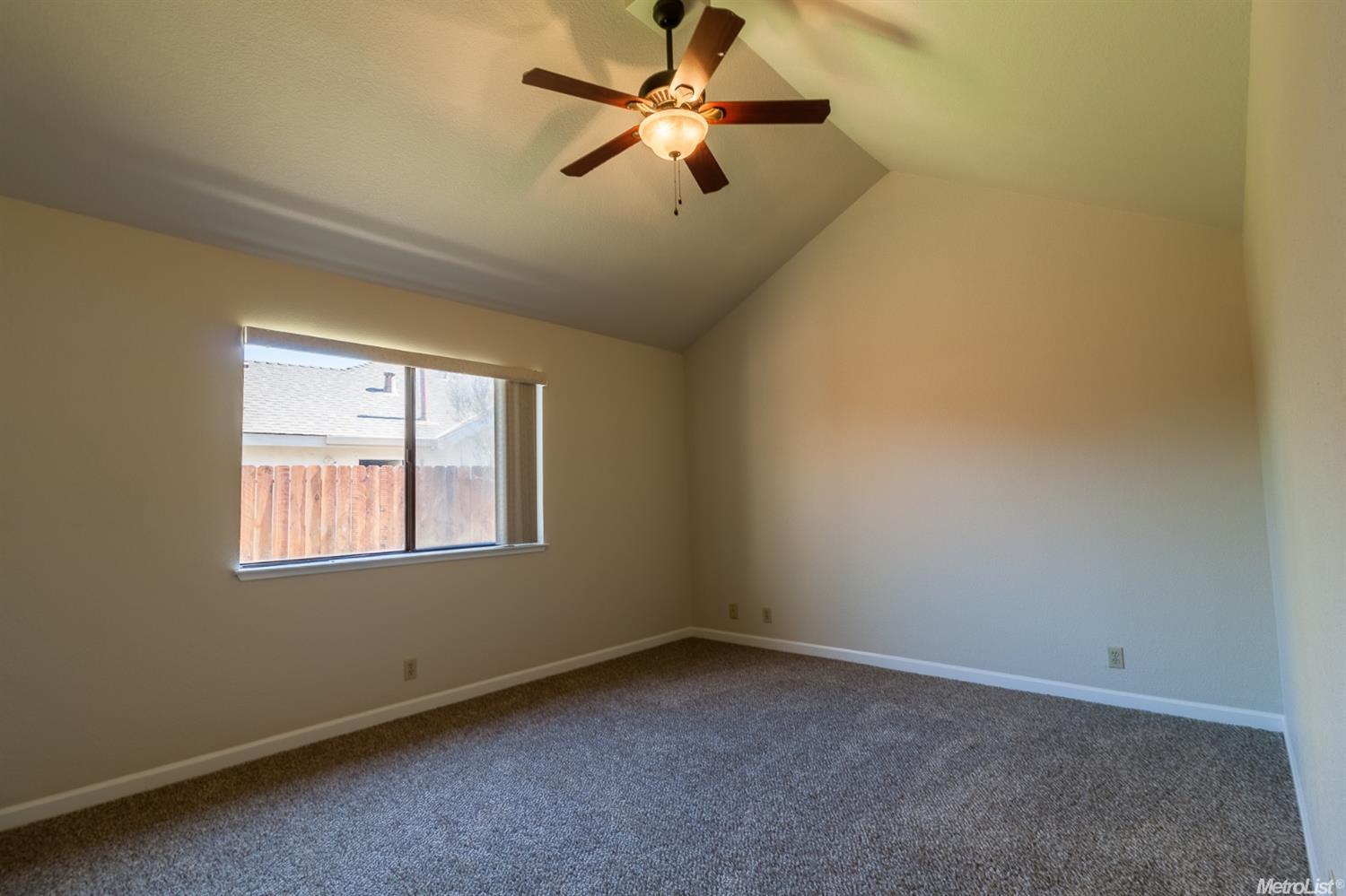 4008 Timahoe Dr, Modesto, CA 95356 photo 10