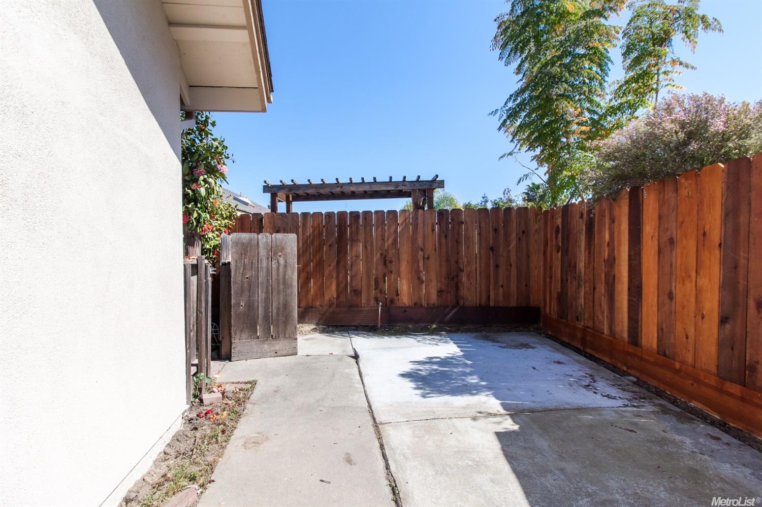 4008 Timahoe Dr, Modesto, CA 95356 photo 13