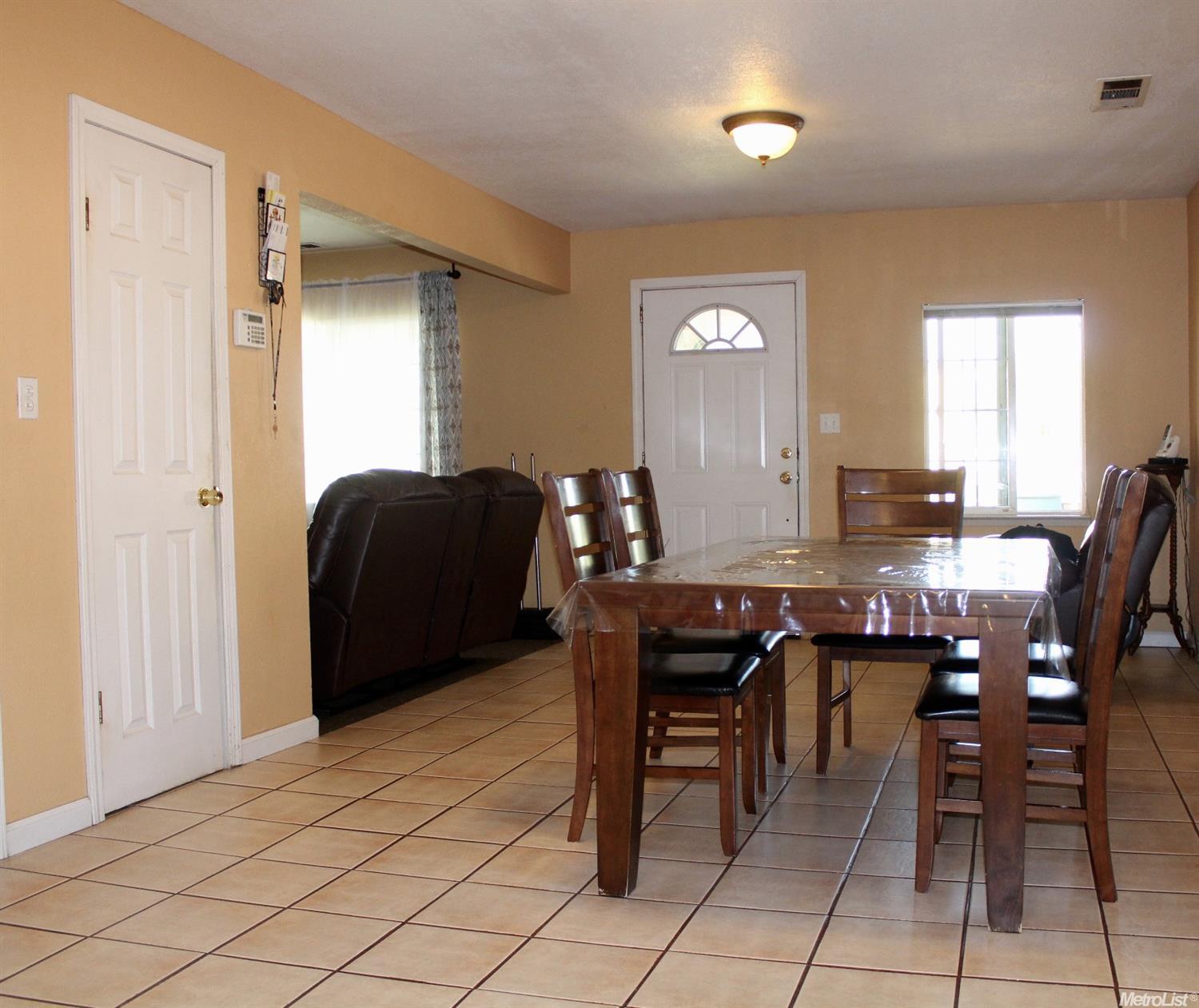 416 S 4th St, Patterson, CA 95363 photo 5