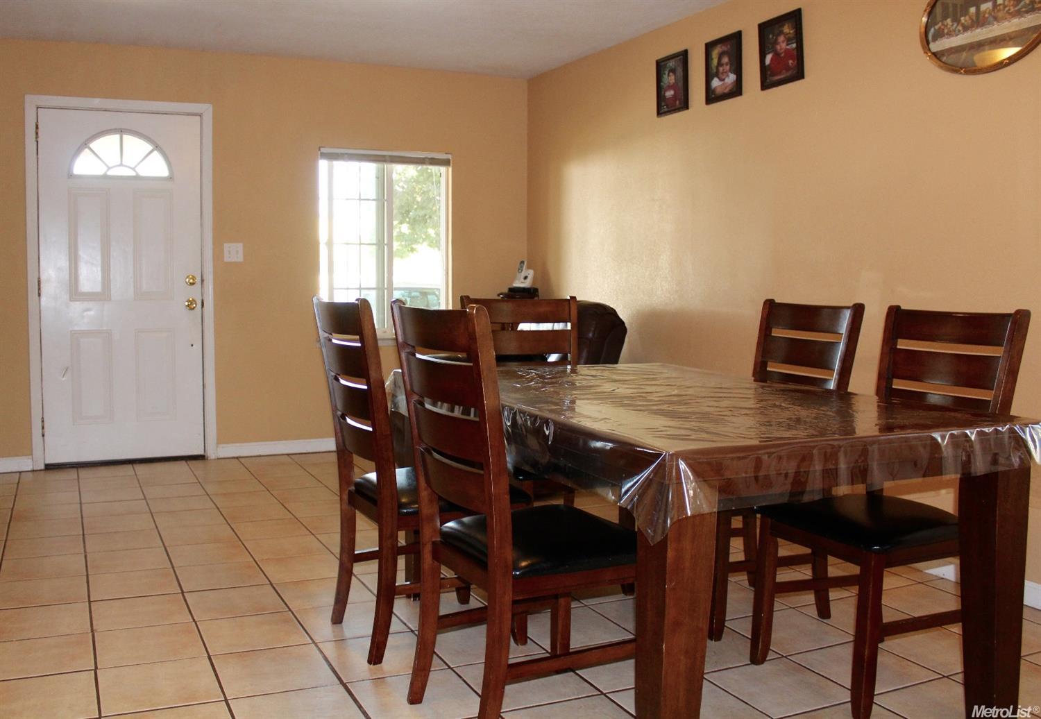 416 S 4th St, Patterson, CA 95363 photo 4