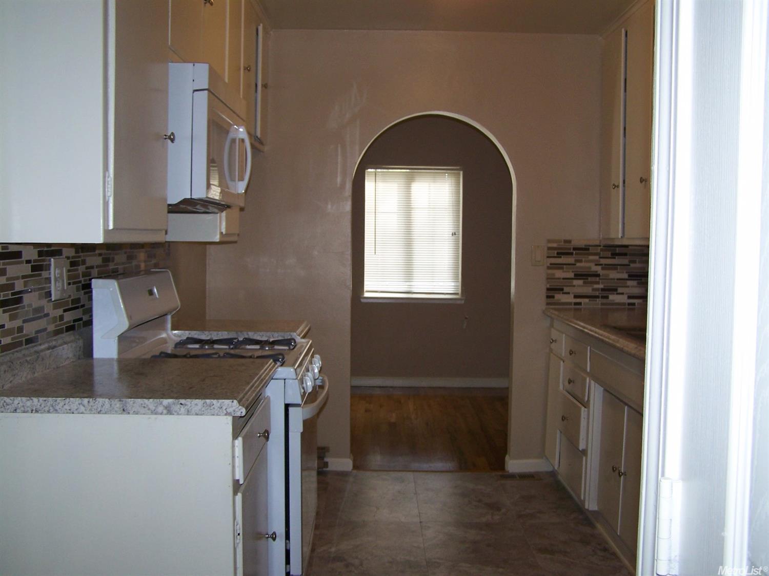 326 Yosemite Ave, Modesto, CA 95351 photo 5