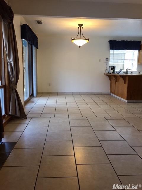 2825 Carmella, Modesto, CA 95355 photo 6