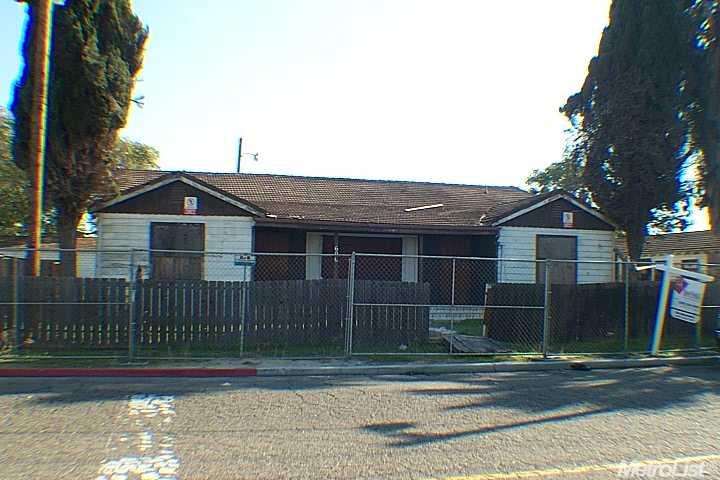 680 C St, Turlock, CA 95380 photo 1