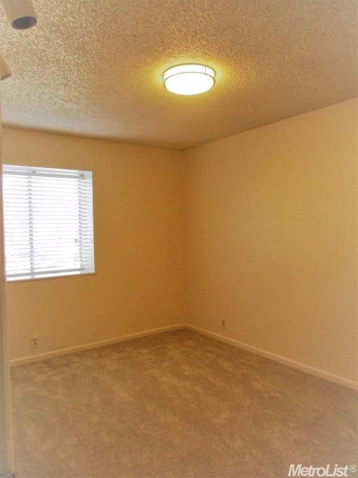 3917 Rotterdam Ave, Modesto, CA 95356 photo 18