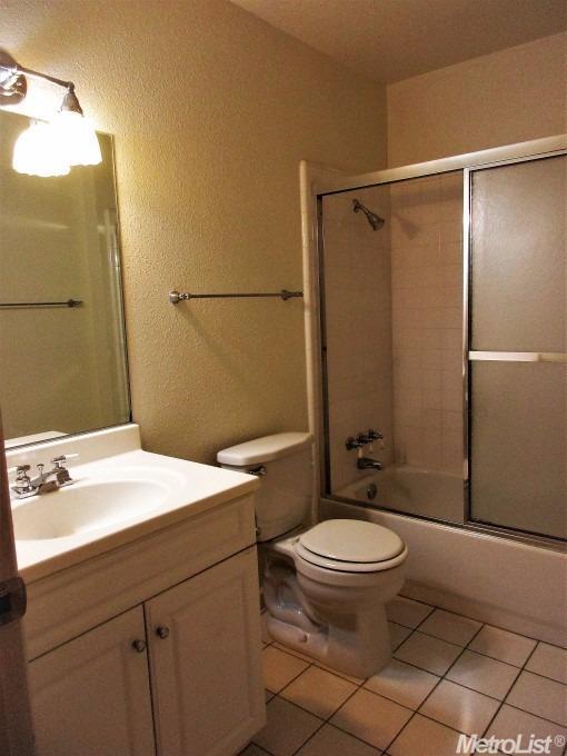 3917 Rotterdam Ave, Modesto, CA 95356 photo 16
