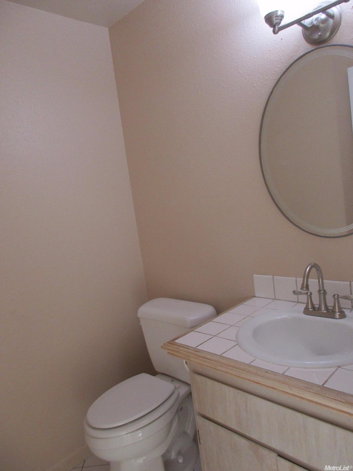 3917 Rotterdam Ave, Modesto, CA 95356 photo 15