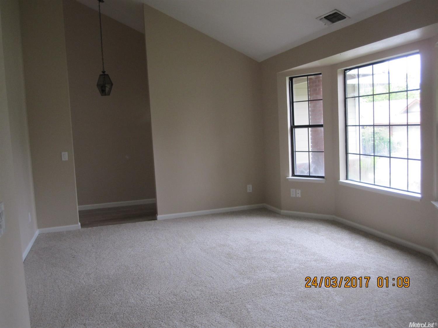 6039 Jeremy Ct, Carmichael, CA 95608 photo 4
