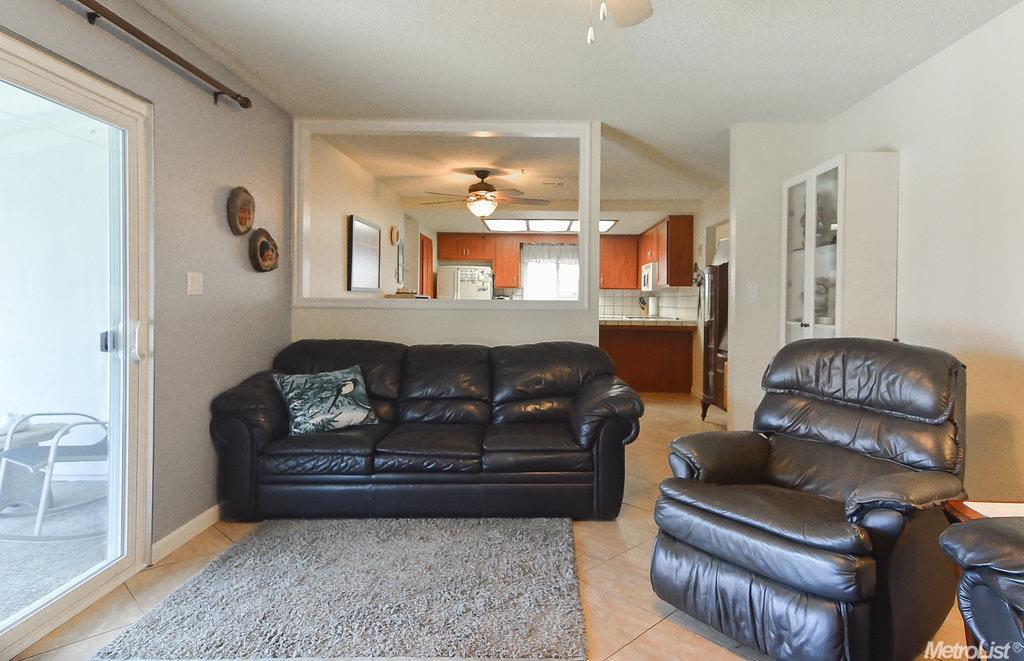 859 Donner Way, Manteca, CA 95337 photo 3