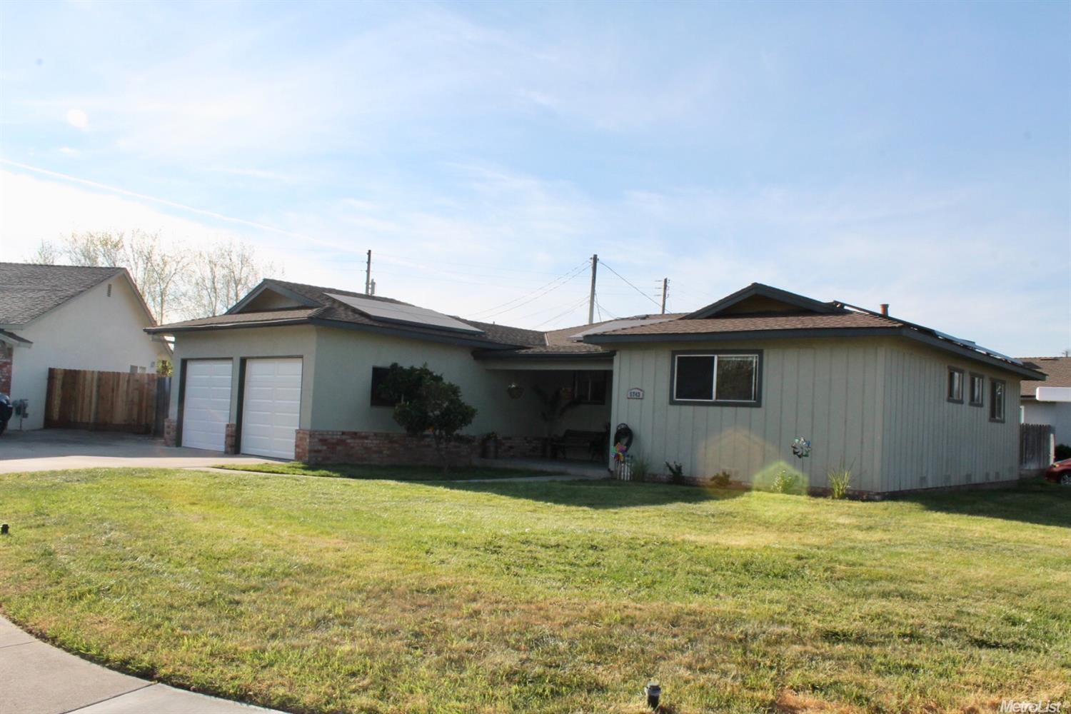 5743 Navajo Ct, Manteca, CA 95336 photo 3