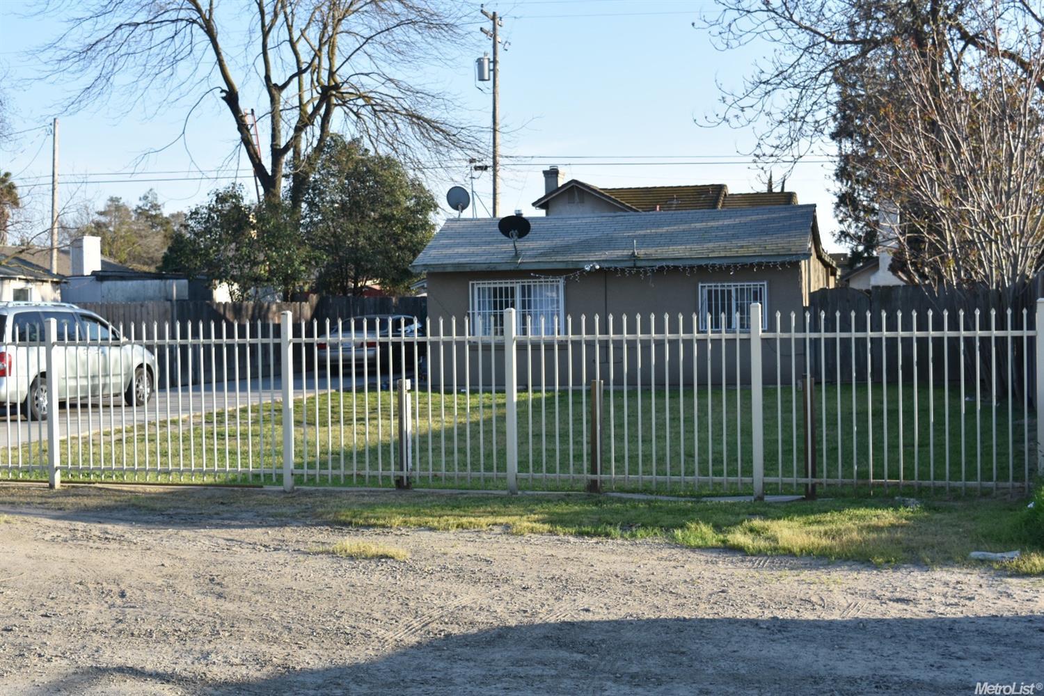 728 Lassen Ave, Modesto, CA 95358 photo 1