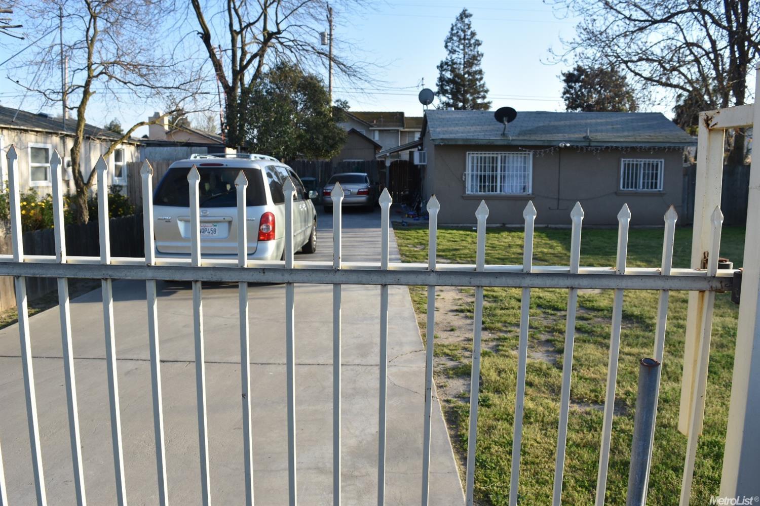 728 Lassen Ave, Modesto, CA 95358 photo 3