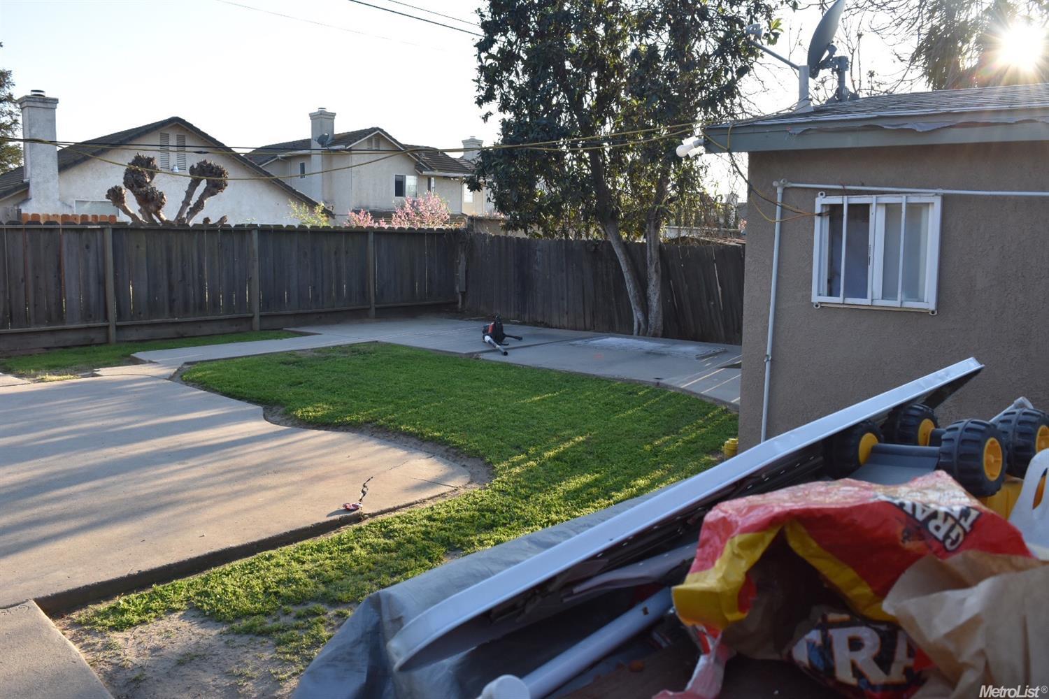 728 Lassen Ave, Modesto, CA 95358 photo 10