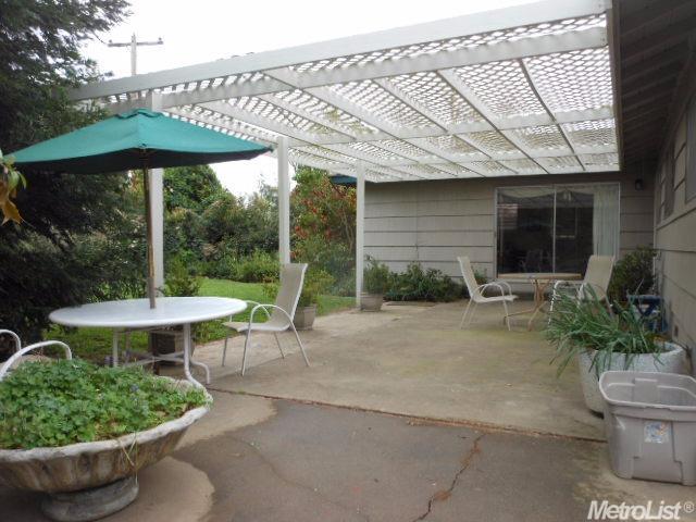 1331 Meredith Way, Carmichael, CA 95608 photo 2