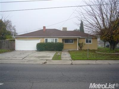 2805 E Whitmore Ave, Ceres, CA 95307 photo 1