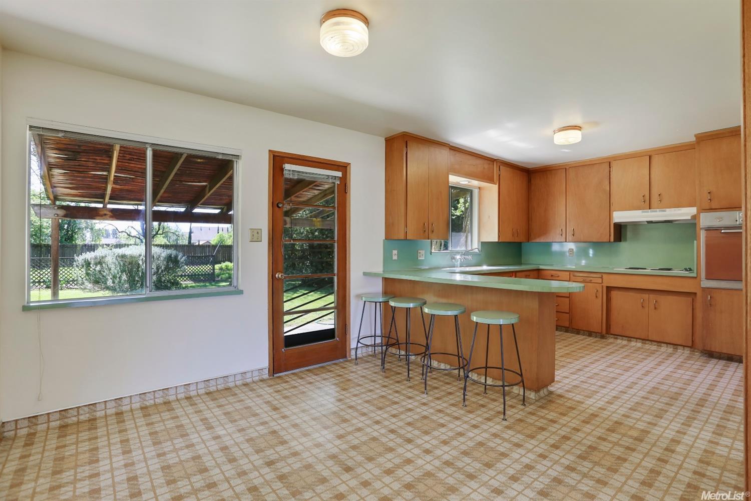 1640 Lake St, Lodi, CA 95242 photo 9