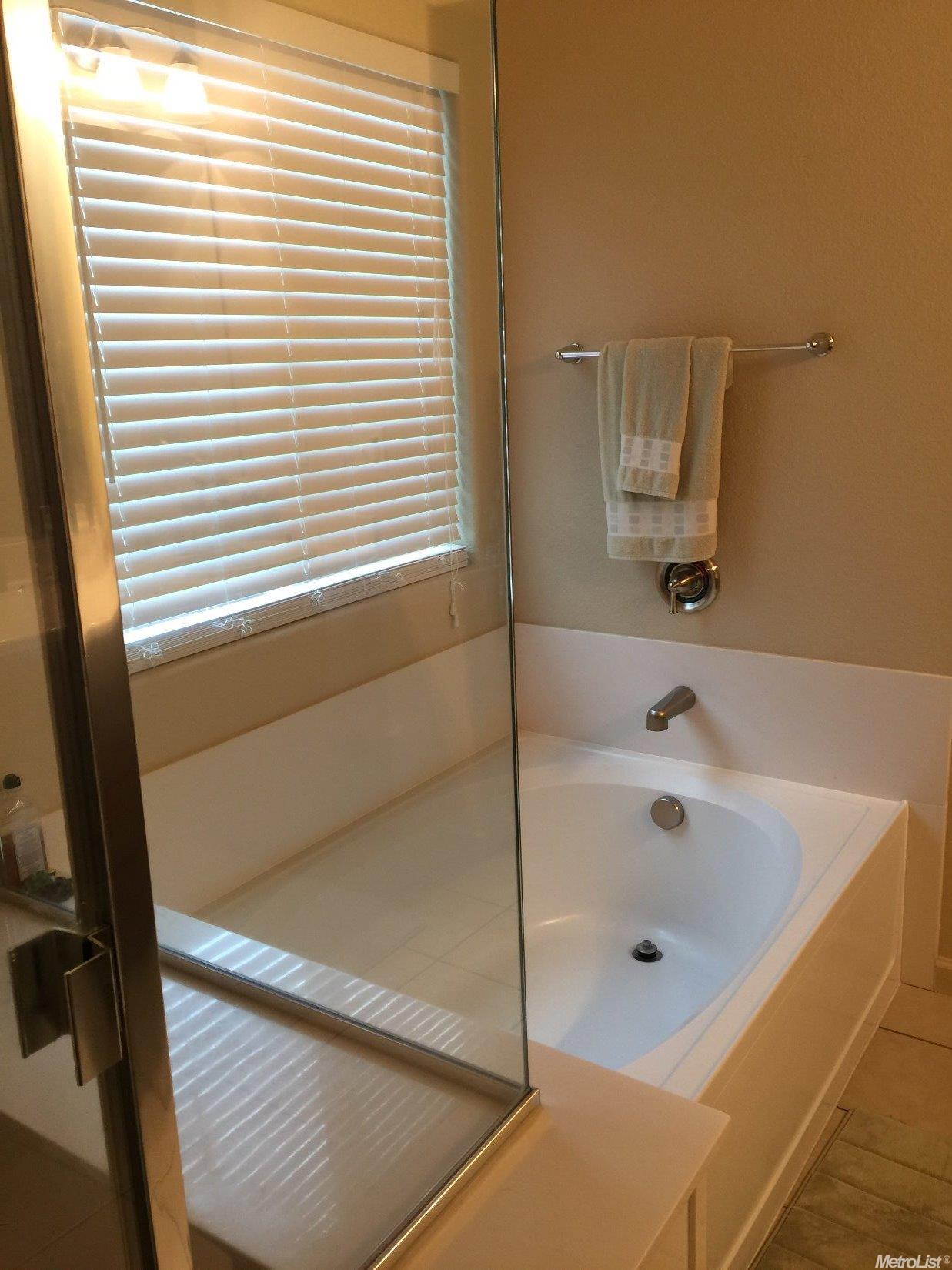 1277 Camilla Ct, Manteca, CA 95337 photo 9