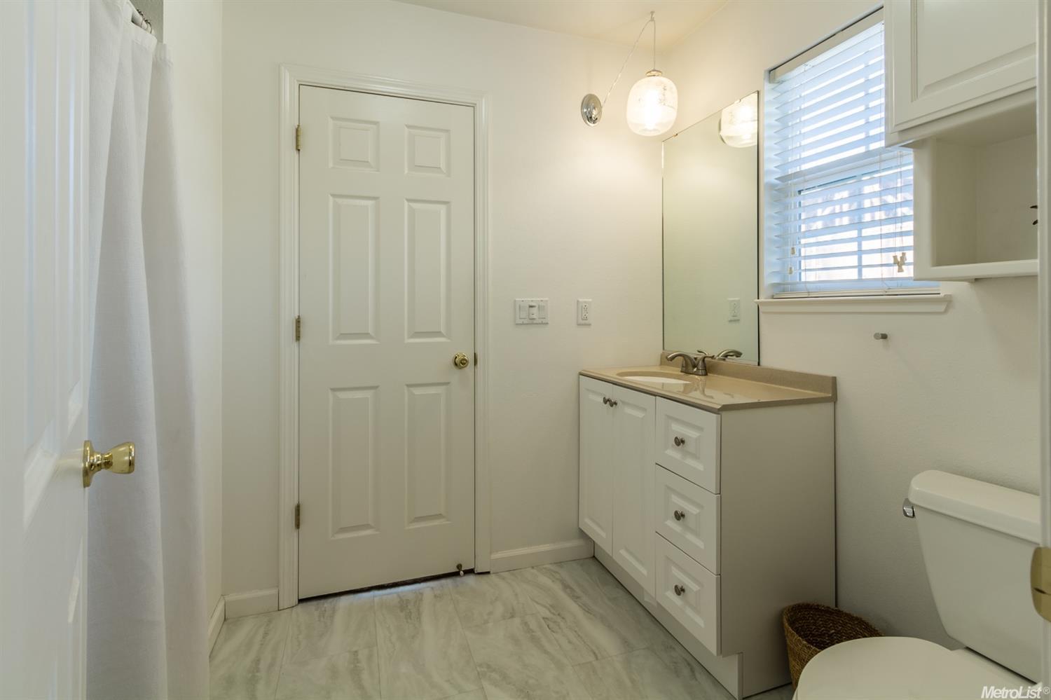 2707 Veneman Ave, Modesto, CA 95356 photo 9