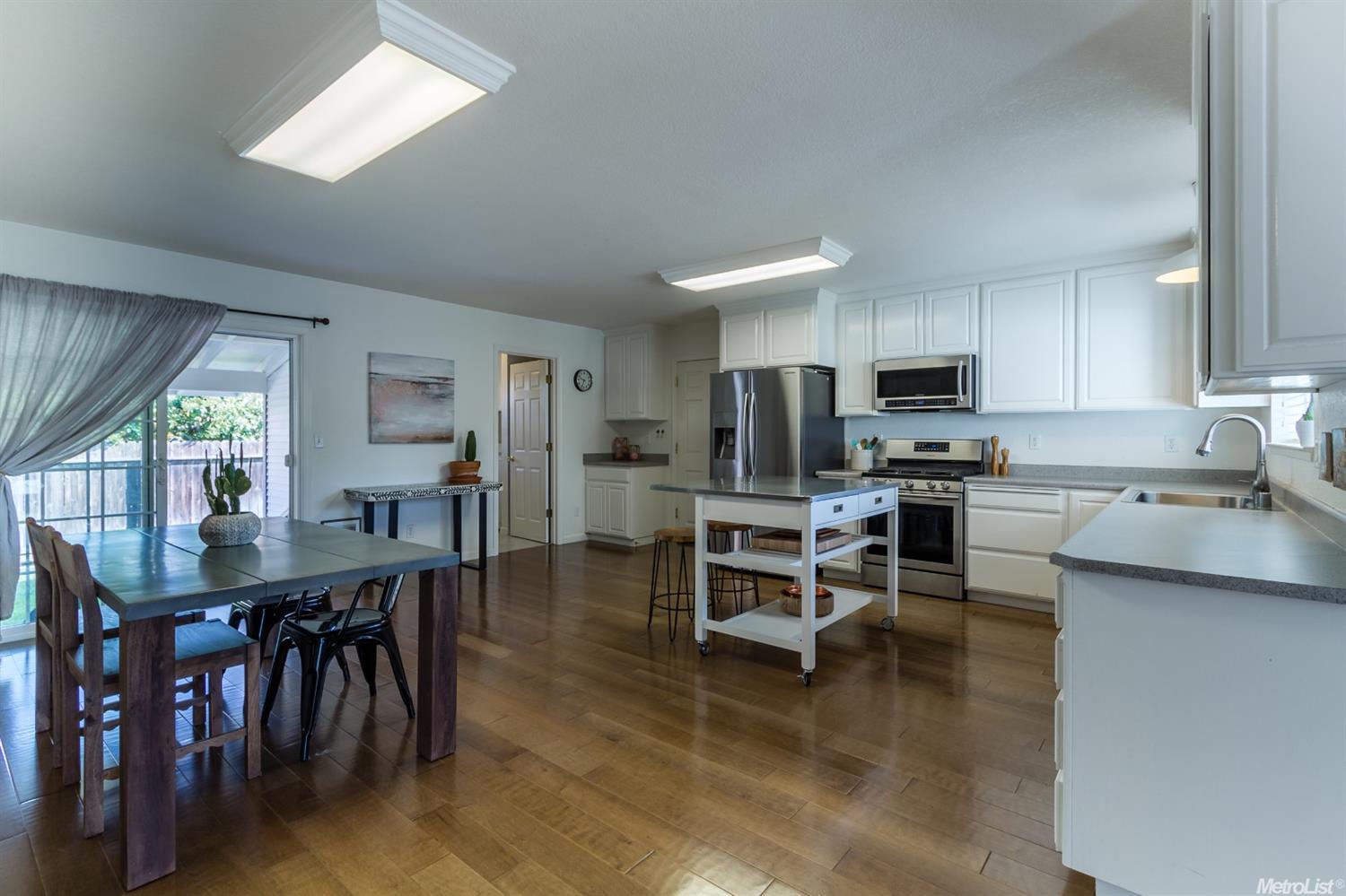 2707 Veneman Ave, Modesto, CA 95356 photo 4