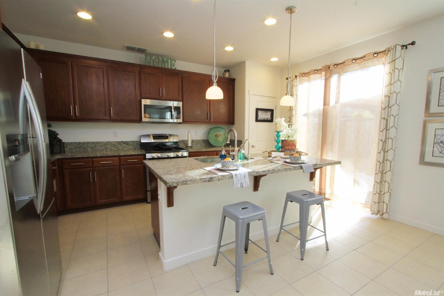 18253 Exeter Ct, Lathrop, CA 95330 photo 10