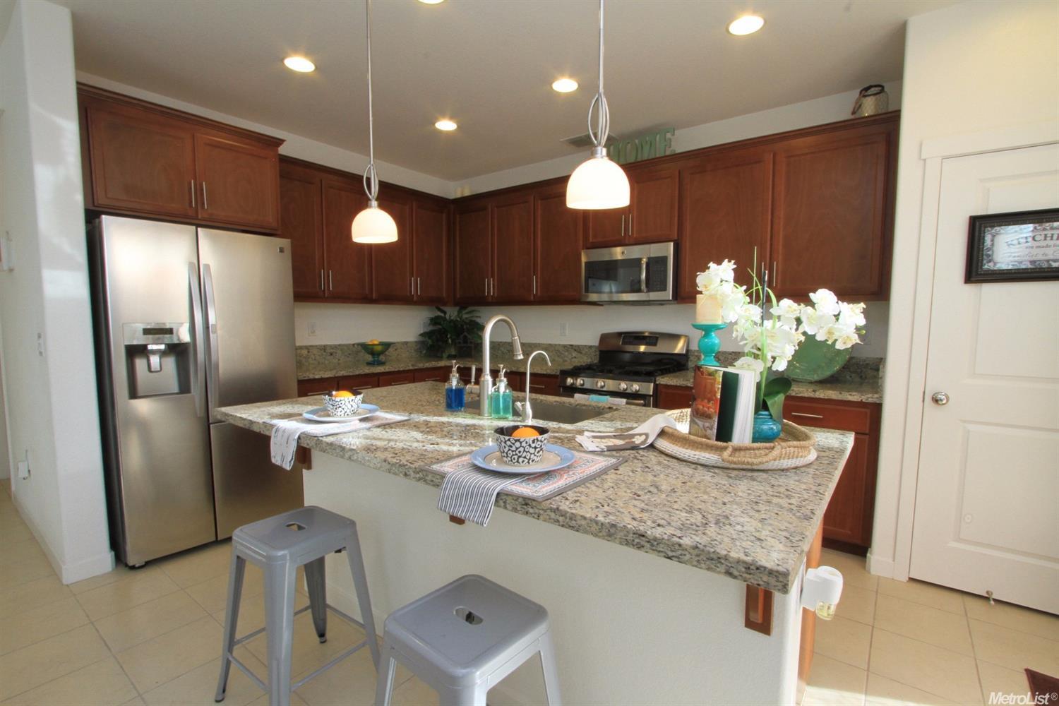 18253 Exeter Ct, Lathrop, CA 95330 photo 11