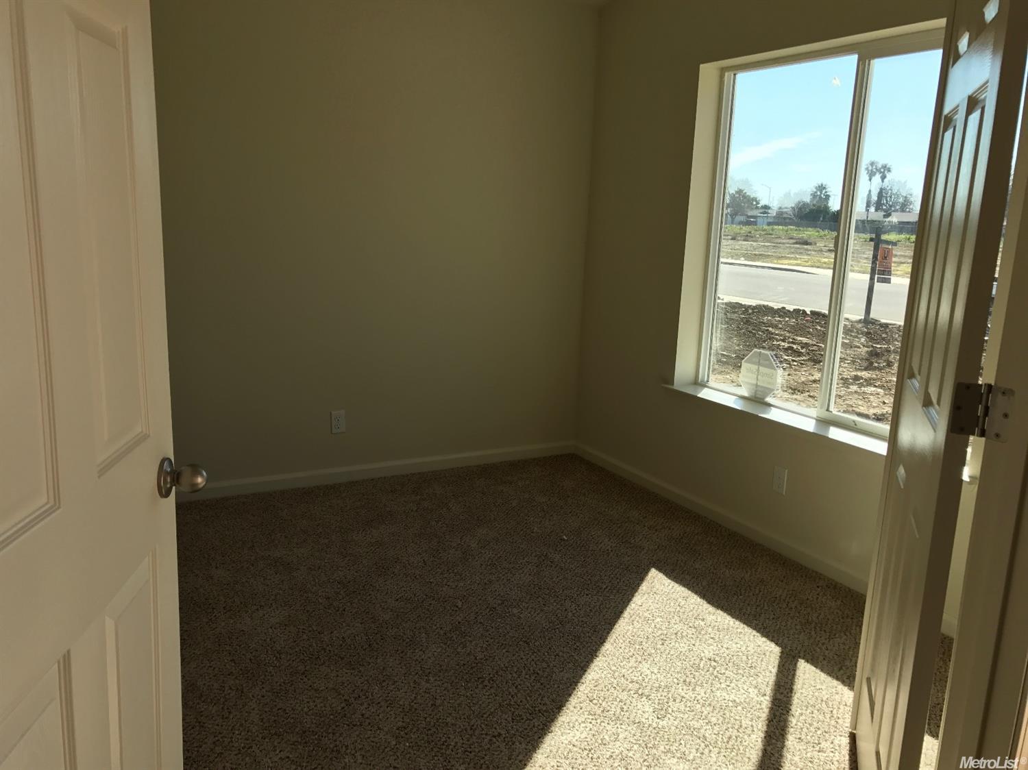 2130 W Pincay St, Merced, CA 95348 photo 6