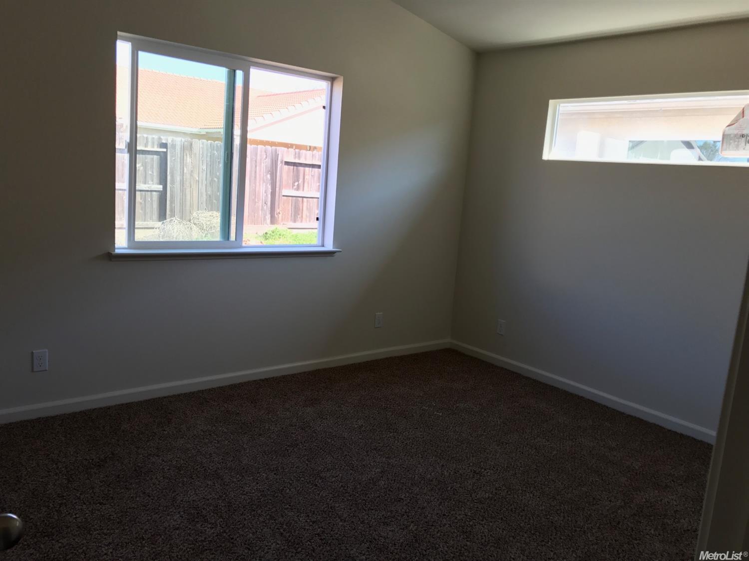 2130 W Pincay St, Merced, CA 95348 photo 5