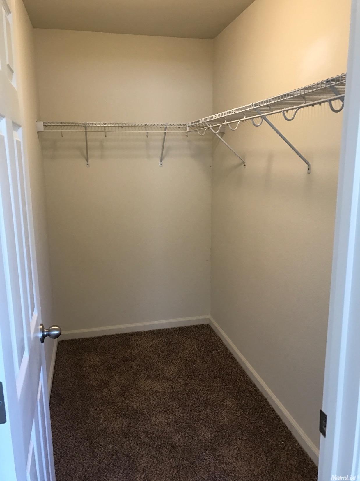 2130 W Pincay St, Merced, CA 95348 photo 4