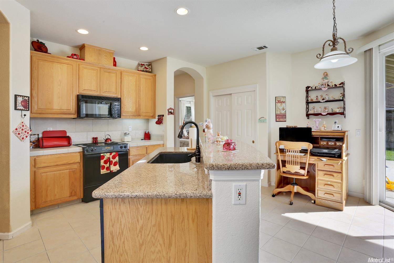 1952 Millbrook Dr, Lodi, CA 95242 photo 12