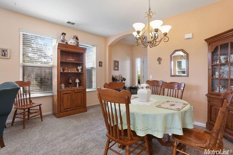 1952 Millbrook Dr, Lodi, CA 95242 photo 4