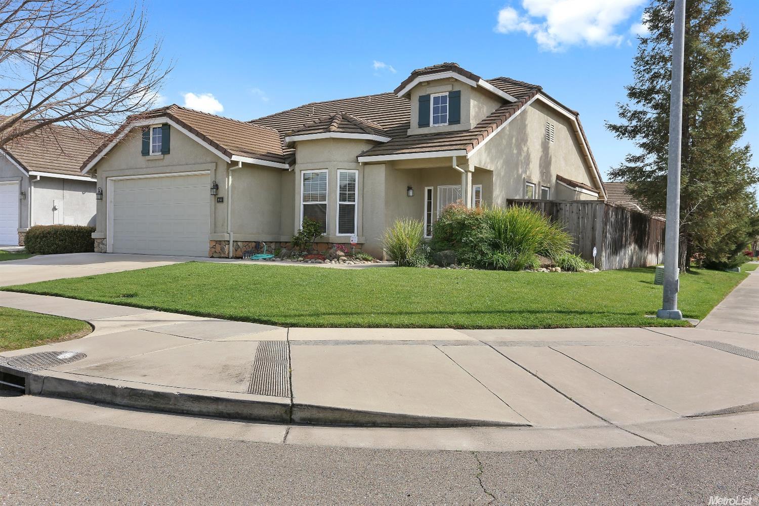 1952 Millbrook Dr, Lodi, CA 95242 photo 2