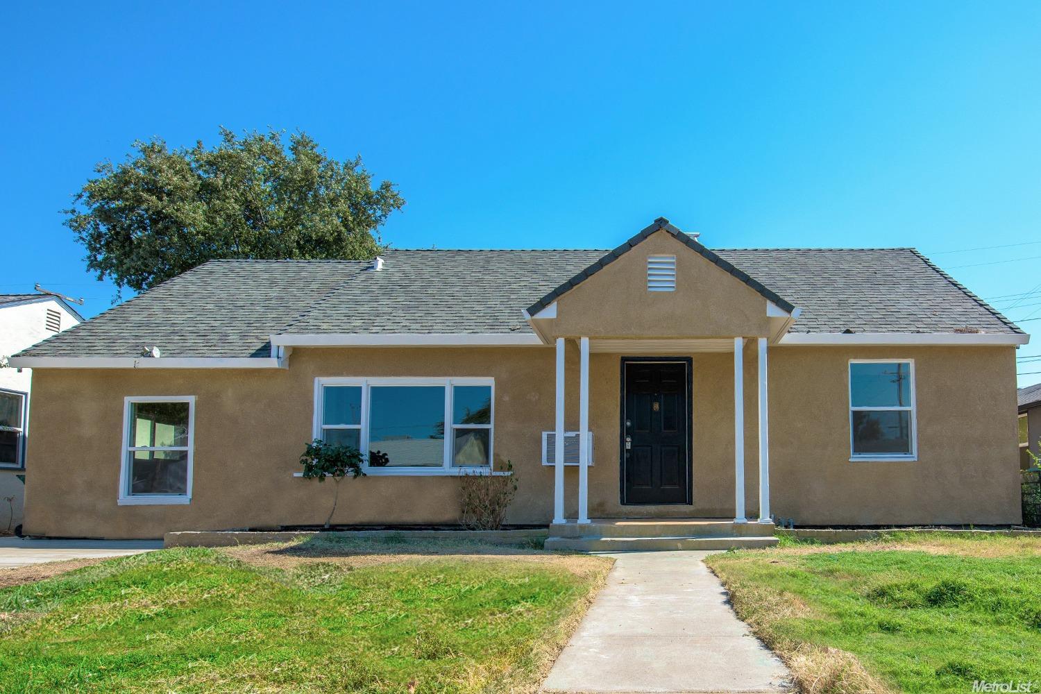 476 E Downs St, Stockton, CA 95204 photo 1