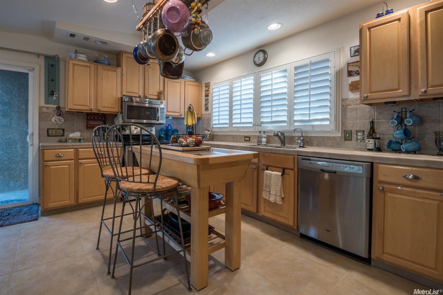 7008 Oakmont Dr, Modesto, CA 95356 photo 6
