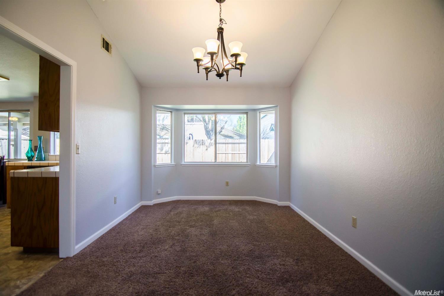 3521 Dry Creek Dr, Modesto, CA 95357 photo 4