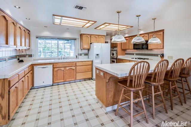 7028 Beech Ave, Orangevale, CA 95662 photo 11