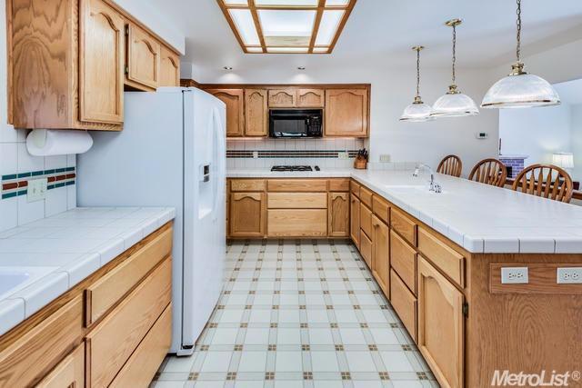 7028 Beech Ave, Orangevale, CA 95662 photo 12