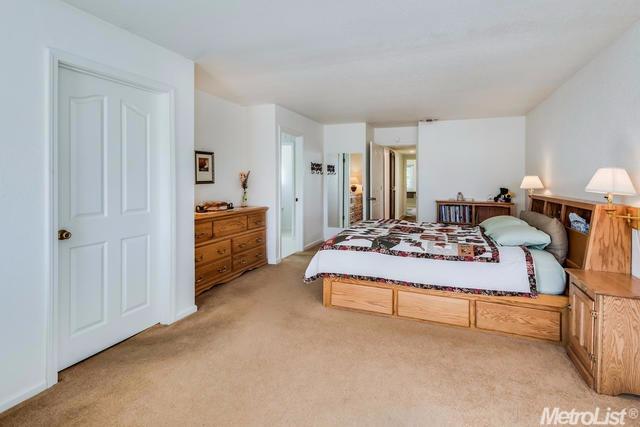 7028 Beech Ave, Orangevale, CA 95662 photo 16