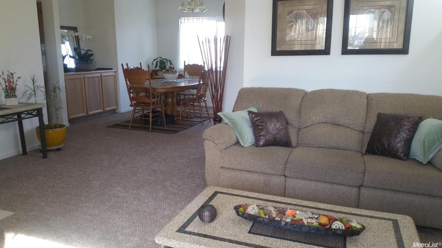 2970 Reyes Ln, Tracy, CA 95376 photo 2