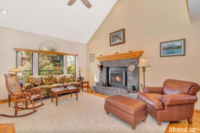 2341 Lassen Pl, Davis, CA 95616 photo 3