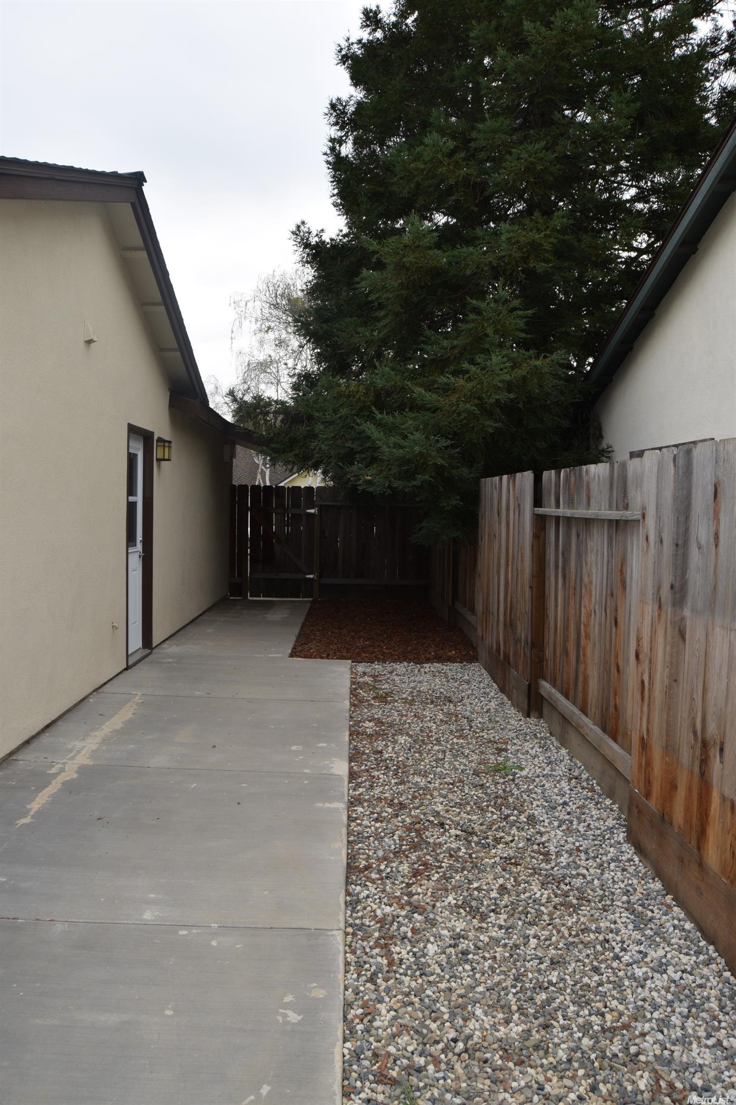 1921 Temescal Dr, Modesto, CA 95355 photo 20