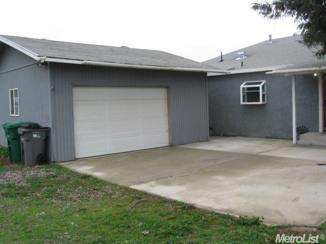 4138 Liberty Rd, Galt, CA 95632 photo 2
