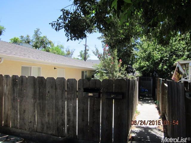 205 Oak St, Modesto, CA 95351 photo 6