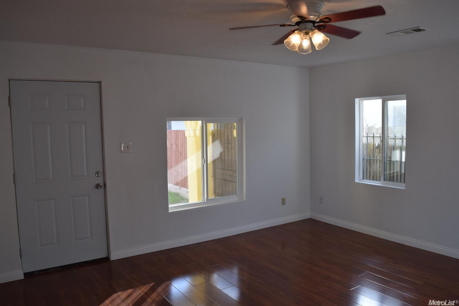 351 W 12th St, Merced, CA 95341 photo 4