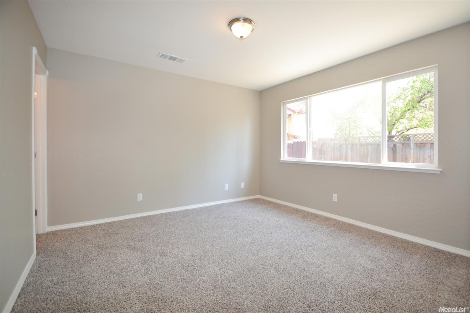 2040 Chester Dr, Tracy, CA 95376 photo 16