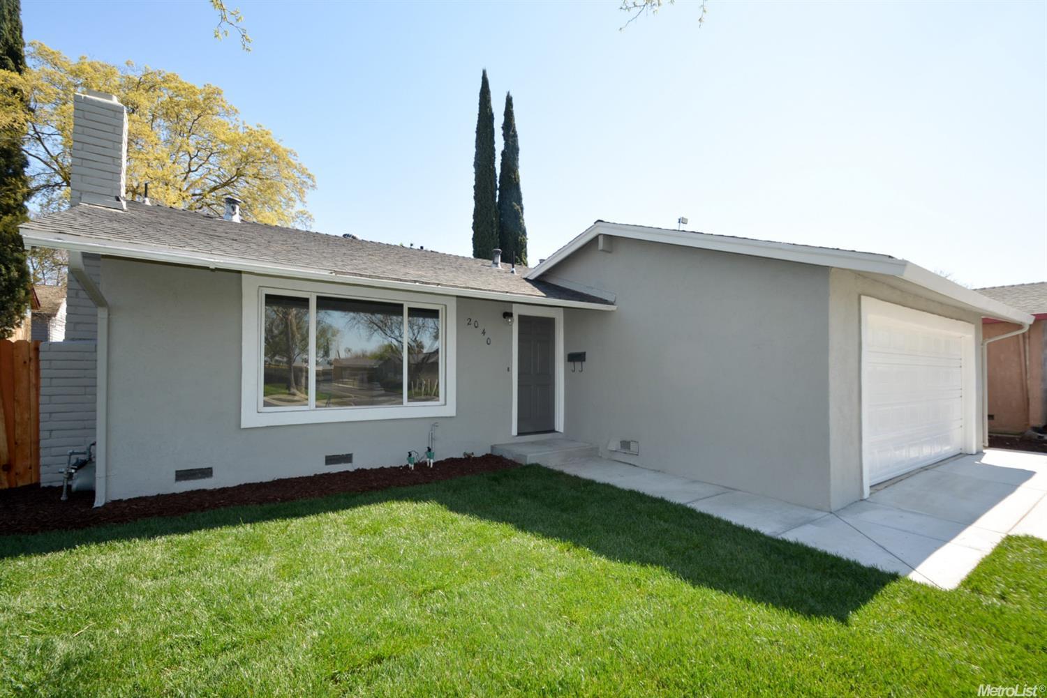 2040 Chester Dr, Tracy, CA 95376 photo 2