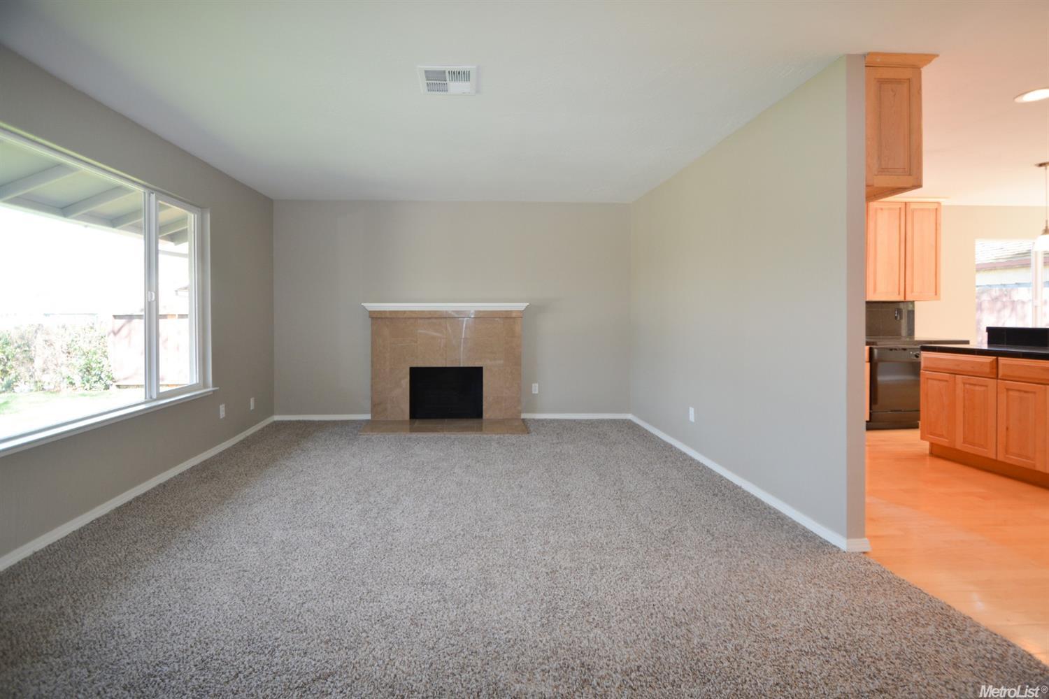 2040 Chester Dr, Tracy, CA 95376 photo 5